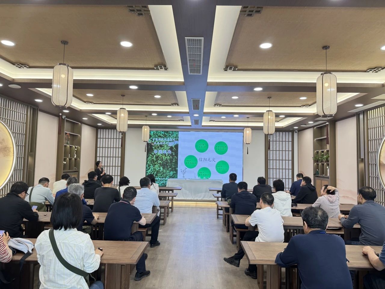 6 河南省委党校.jpg 6 河南省委党校.jpg